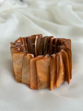 Vintage Natural Shell Panel Stretch Bracelet – Marbled Amber Tones